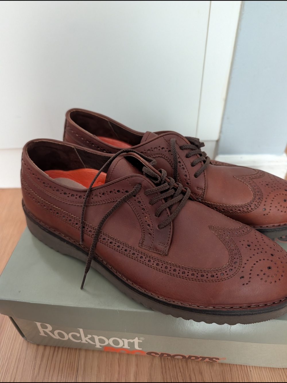 Rockport Men’s Brown Wingtip Oxford Shoes